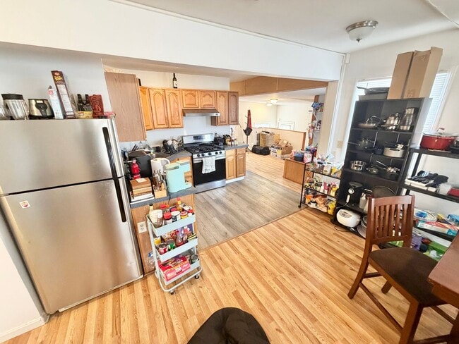 Foto del edificio - 40 Colchester Ave