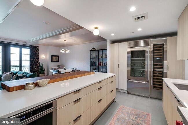Foto del edificio - 219-29 S 18th St