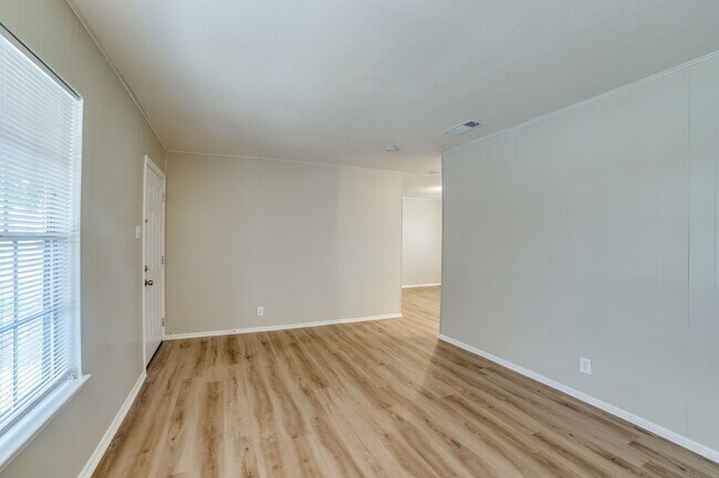 Foto del edificio - 3-BEDROOM HOME IN TIMBER CREEK