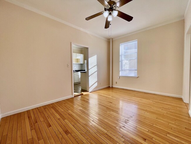 Foto del edificio - 1614 Summit Ave