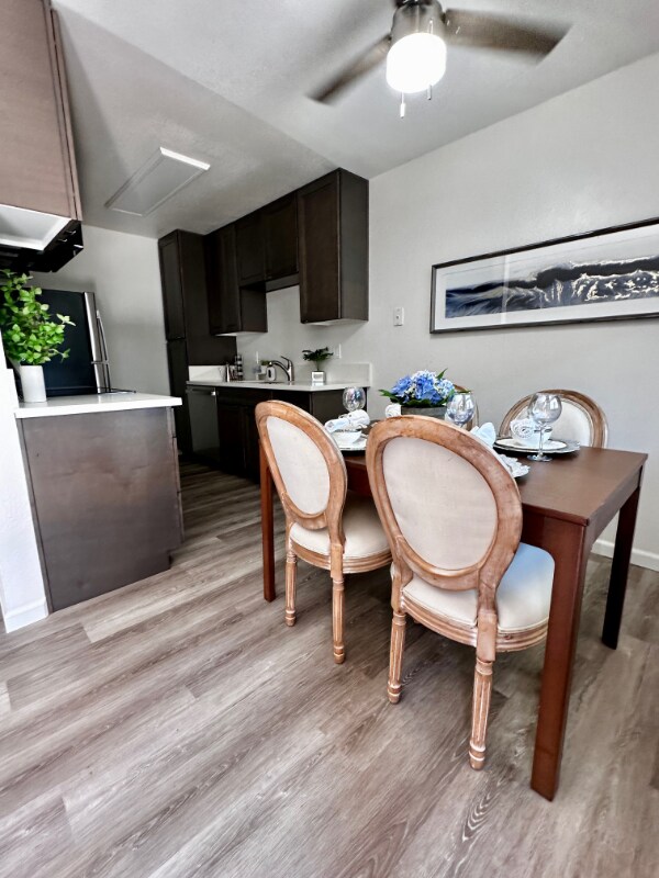 Foto del edificio - 4467 Valeta St