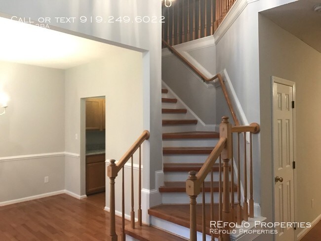 Building Photo - 127 Maldon Dr