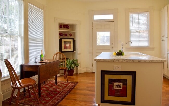 Building Photo - Stunning Furnished Historic Renovation in ...