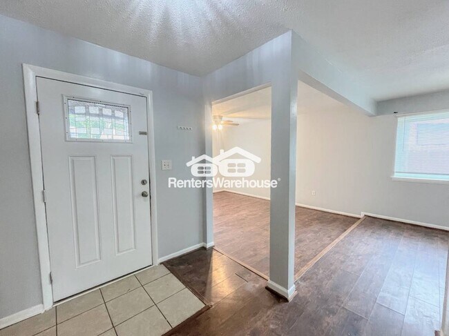 Foto del edificio - 5775 Albright Dr