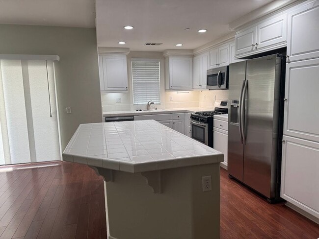 Foto del edificio - 8152 Parkside St