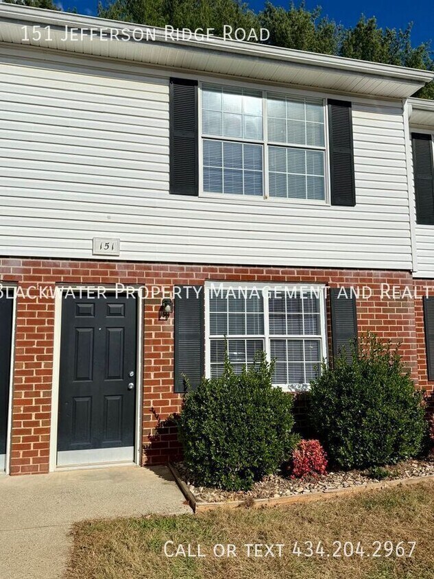 Foto principal - 151 Jefferson Ridge Rd