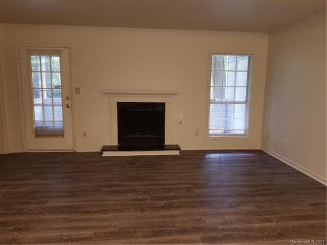 Building Photo - 6005 Pinebark Ct
