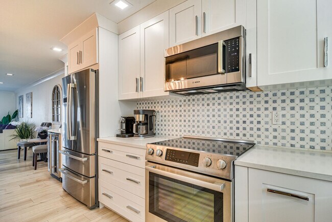 Foto del edificio - 5172 Coquina Key Dr SE