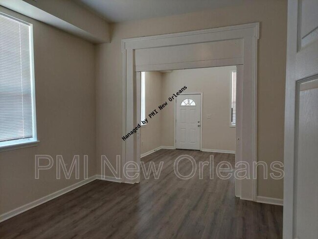 Foto del edificio - 1316 Mandeville St