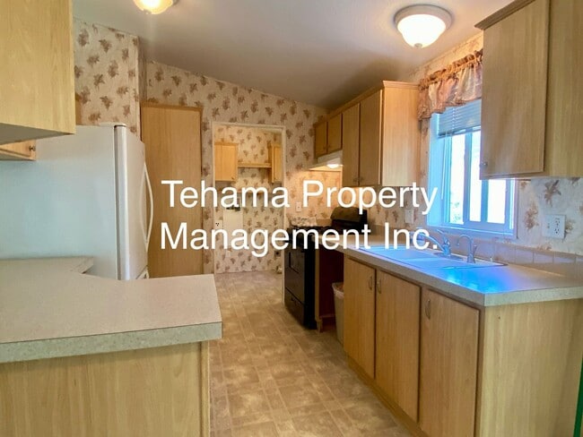 Building Photo - Manufactured home in Red Bluff, CA