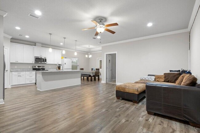 Foto del edificio - 1835 Lubbock Rd
