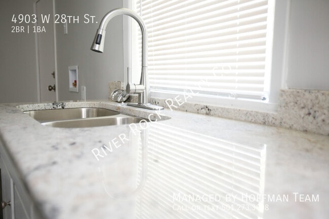 Building Photo - 4903 W 28th St