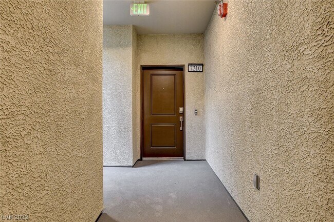 Foto del edificio - 2555 Hampton Rd