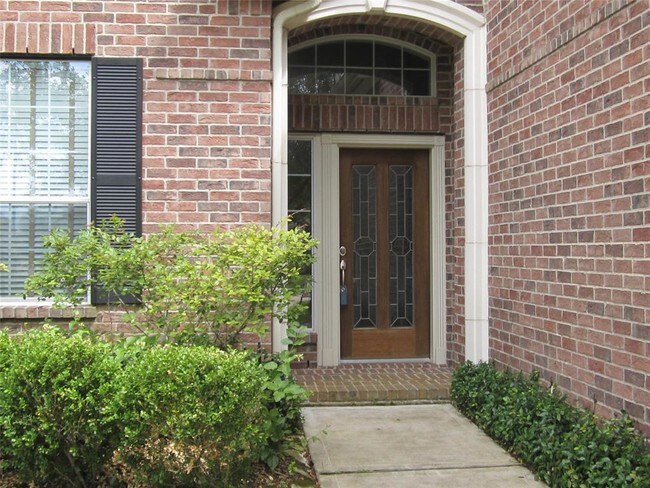 Foto del edificio - 2217 Shore Creek Dr