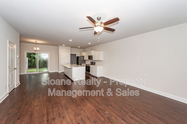 Building Photo - 7787 Montview Rd