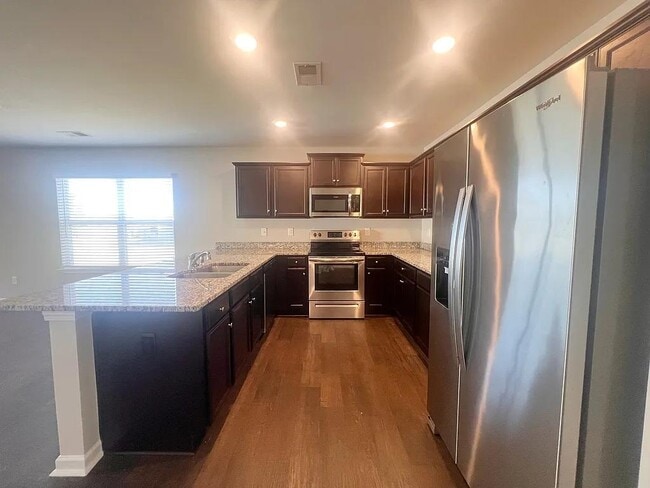 Building Photo - 259 Millen Dr