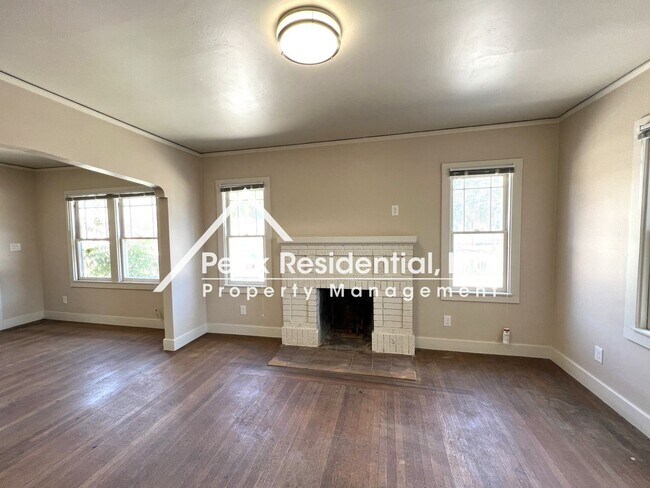 Foto del edificio - 2 br, 1 bath House - 2216 9th Street