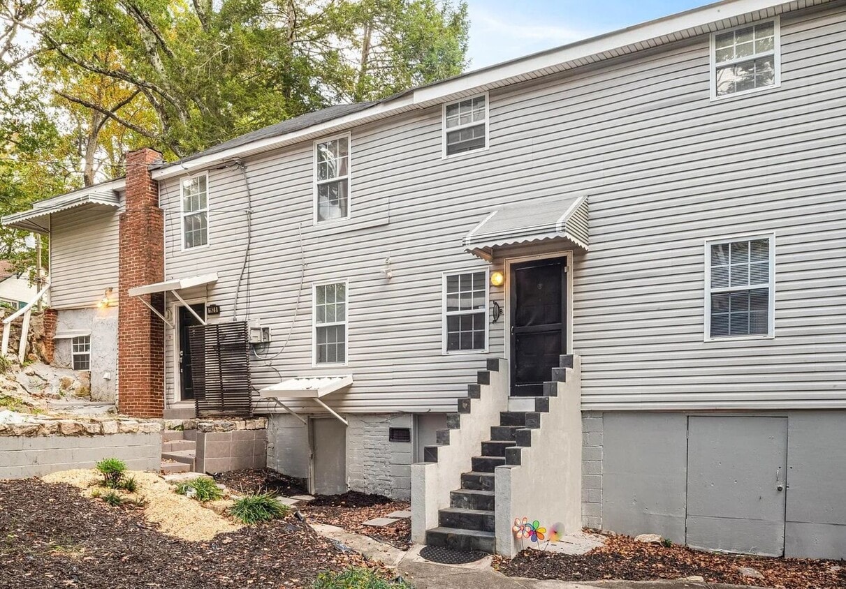 Photo - 1143 United Avenue