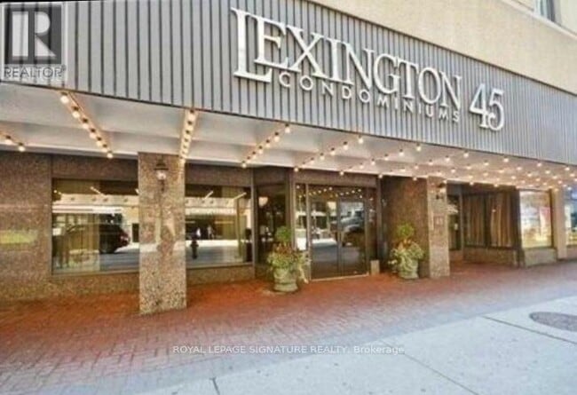 Photo du bâtiment - 45 Carlton St.