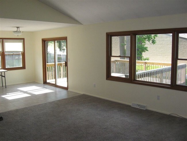 Foto del edificio - 3 br, 2.5 bath House - 135 Glen Eagle