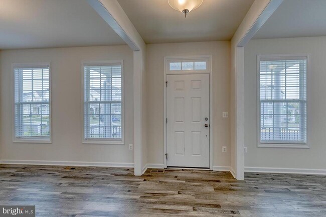 Foto del edificio - 336 Boxelder Dr