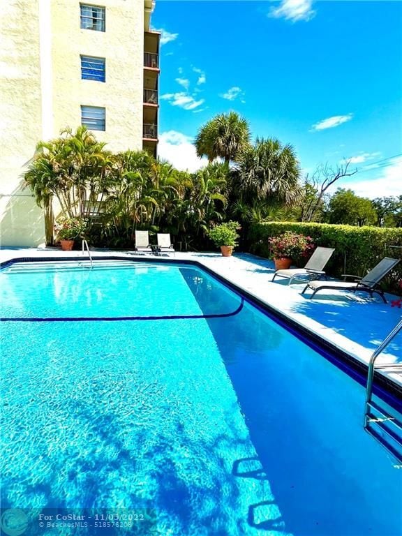16851 NE 23rd Ave Unit B102, North Miami Beach, FL 33160 Condo for