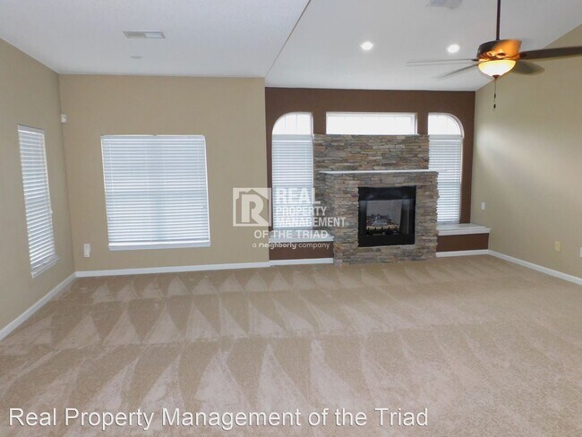 Building Photo - 2 br, 2 bath House - 3004-K Greystone Pointe