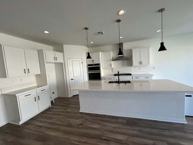 Foto del edificio - Like New 4 Bedroom + Loft Menifee Home