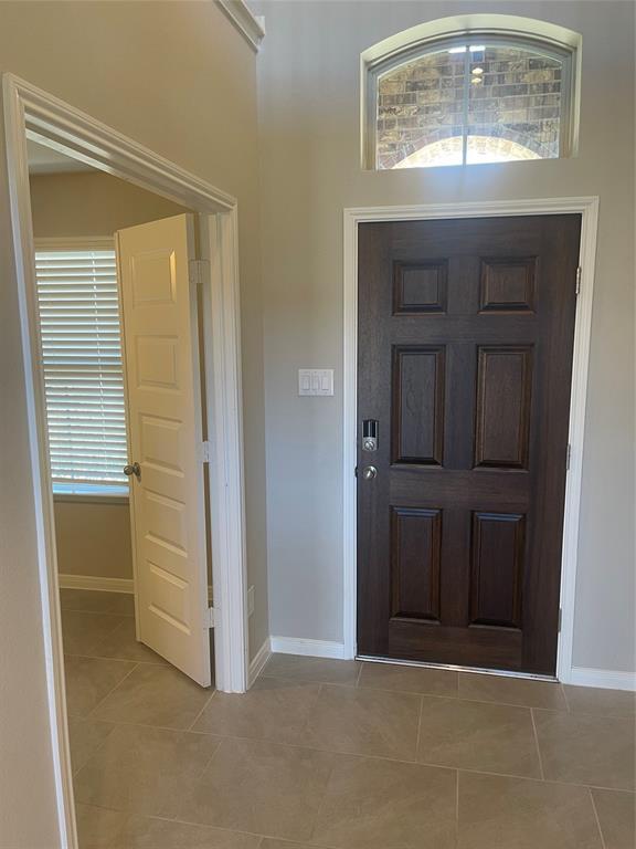 Foto del edificio - 5631 Pleasant Falls Dr