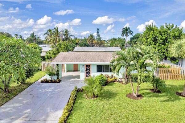 Building Photo - 2611 NE 20th St