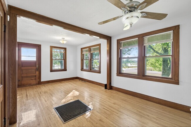 Foto del edificio - 43965 Deerwood Trail