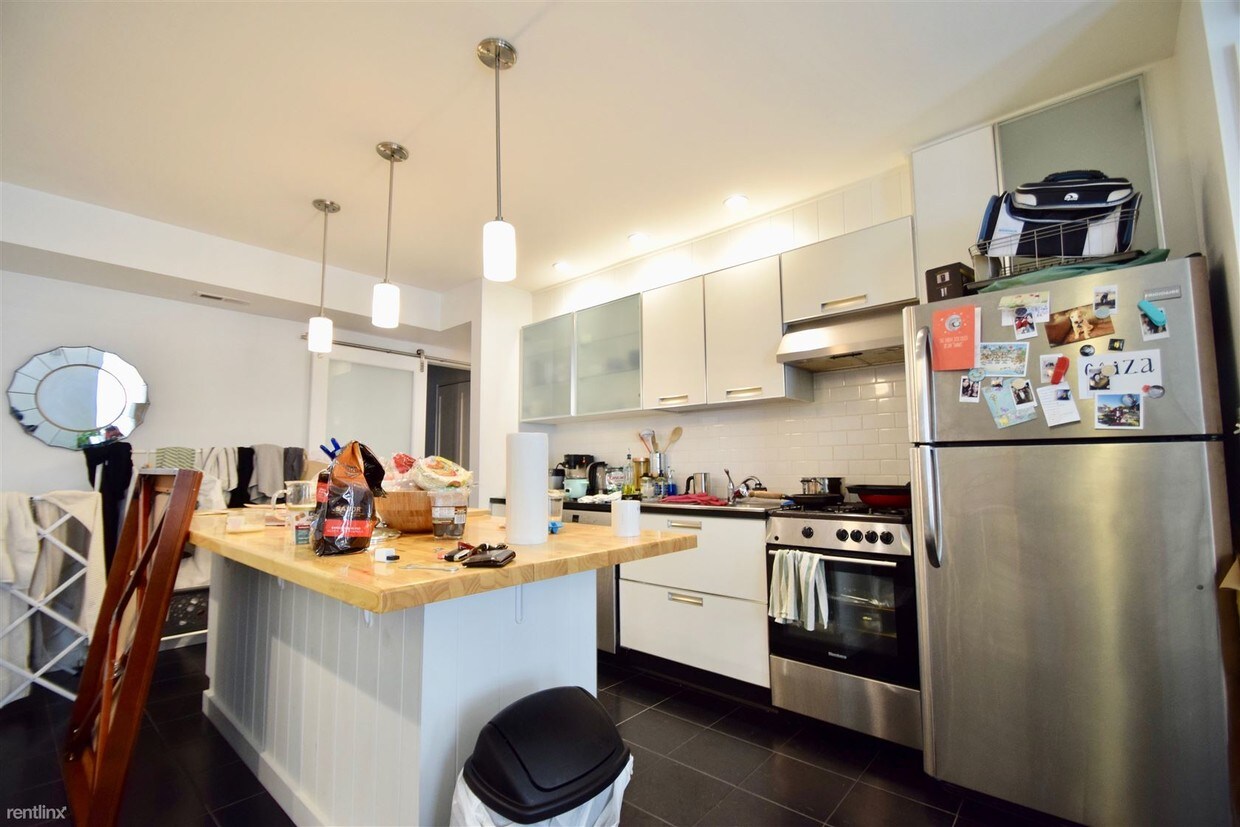 Primary Photo - 1 br, 1 bath Apartment - 201 Washington Ave