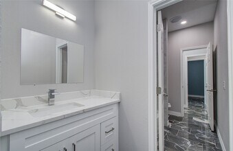 Building Photo - 898 Rd 3556