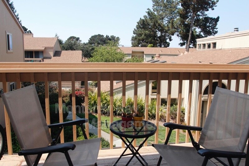 Primary Photo - 300 Glenwood Cir