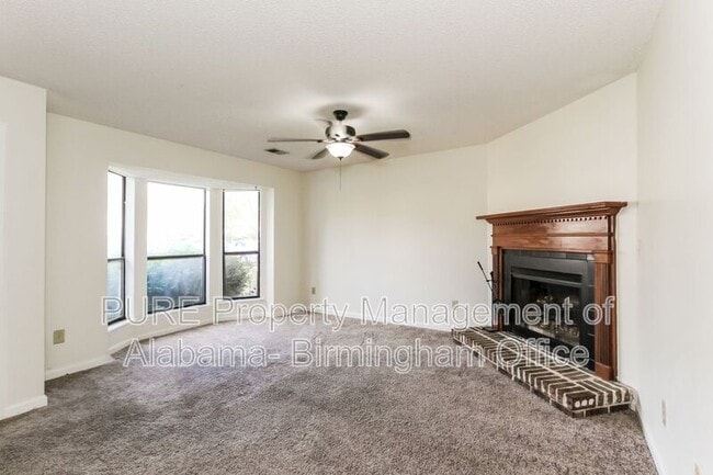 Foto del edificio - 2258 Cheshire Dr