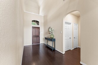 Building Photo - 955 Smokethorn Trl