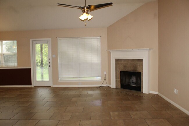 Foto del edificio - 3 BEDROOM, 2 BATH, BELTON ISD