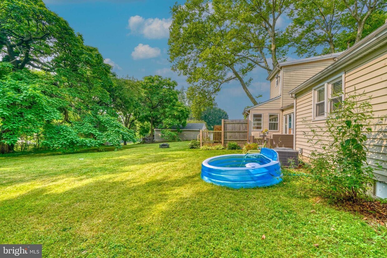 9715 Harford Rd, Parkville, MD 21234 House for Rent in Parkville, MD