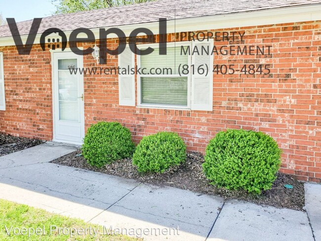 Building Photo - 3 br, 1.5 bath House - 805 N.E. Pollard St.