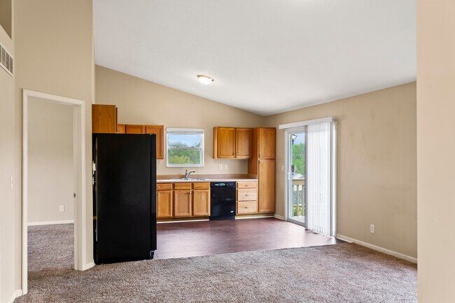 Foto del edificio - 1601 Raintree Ct