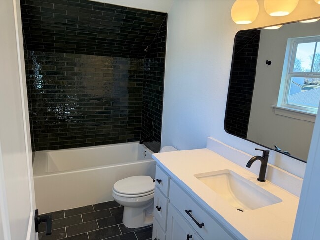 Foto del edificio - 401 Birmingham St SE