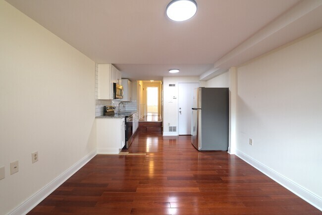 Foto del edificio - 1547 S 13th St