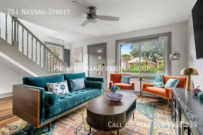 Primary Photo - 201 Nassau St