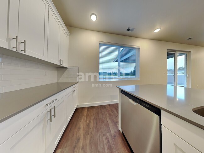 Foto del edificio - 7919 Verona Loop SW