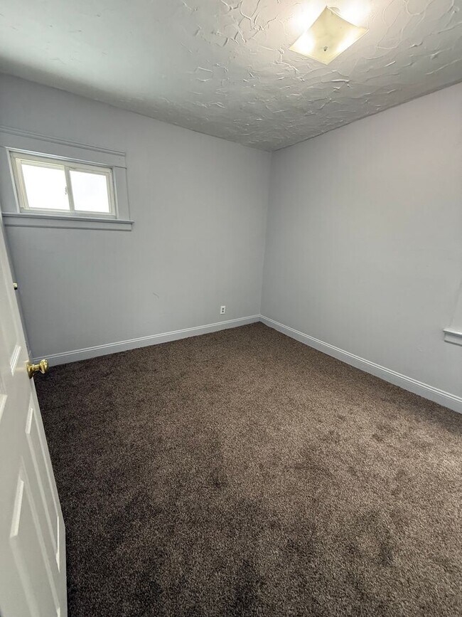 Foto del edificio - Cleveland East Side Collinwood Area Single