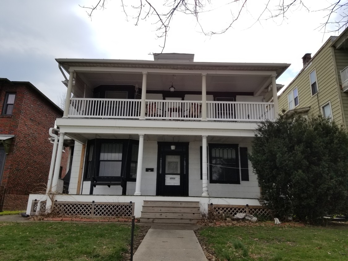Foto principal - 206 N Front St