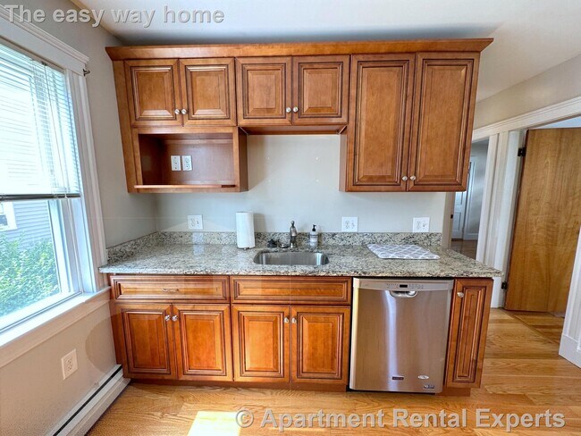Building Photo - Beautiful West Medford Renovation * Steps ...