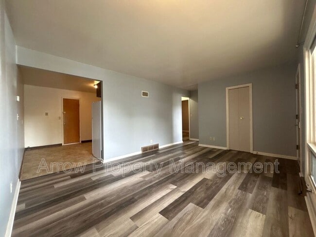 Foto del edificio - 915 Lincoln Ave