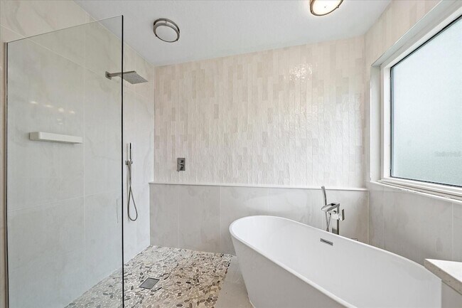 Foto del edificio - 8328 Haven Harbour Way