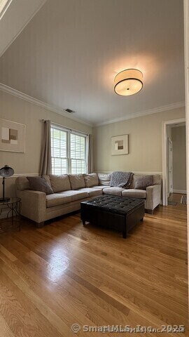 Foto del edificio - 29 Chestnut Hill Rd